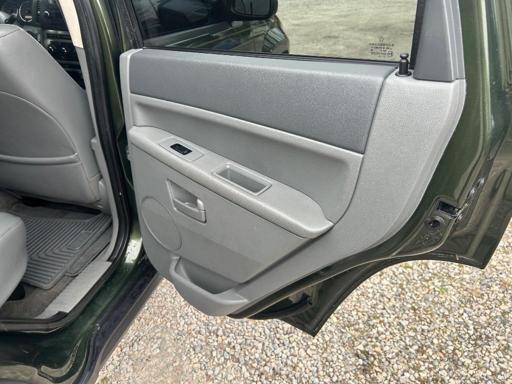 2007 Jeep Grand Cherokee Laredo - Photo 12